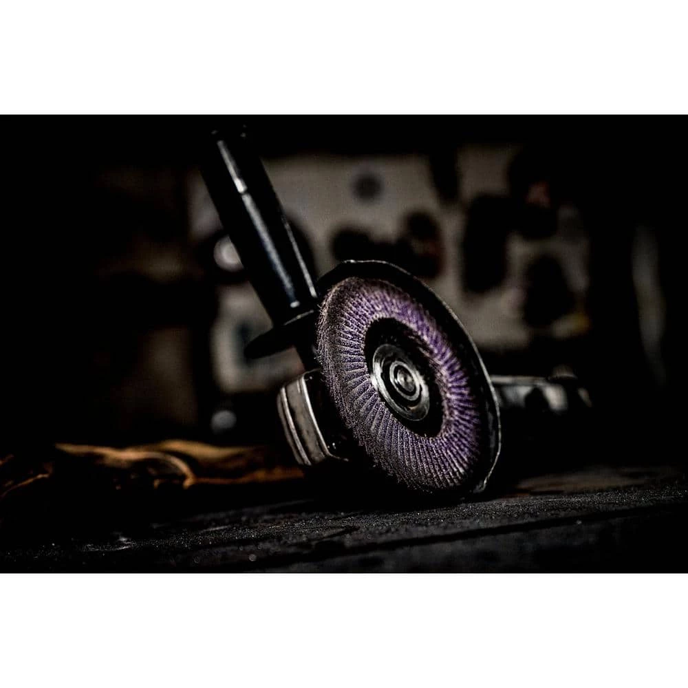 7 in. 60-Grit Heavy-Duty Removal Flap Disc (1-Pack) by 3M 5 7 in. 60-Grit Heavy-Duty Removal Flap Disc (1-Pack) by 3M - Image 3