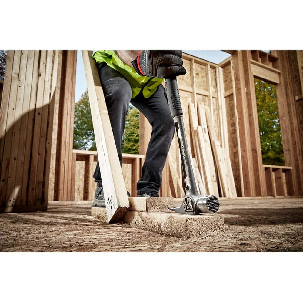 15 oz. TiBone 3 Milled Face and Curved Handle by Stiletto 6 15 oz. TiBone 3 Milled Face and Curved Handle by Stiletto - Image 4